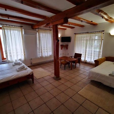 Hotel Pri Chakara Arbanasi Extérieur photo