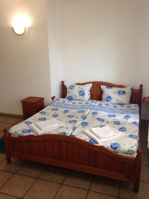 Hotel Pri Chakara Arbanasi Extérieur photo